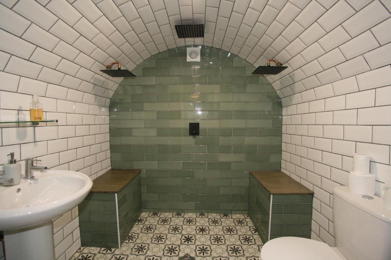 Albion Street Serviced Apartments Cheltenham Buitenkant foto
